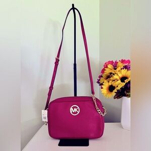 NWT Michael Kors Berry Fulton Leather Crossbody Bag